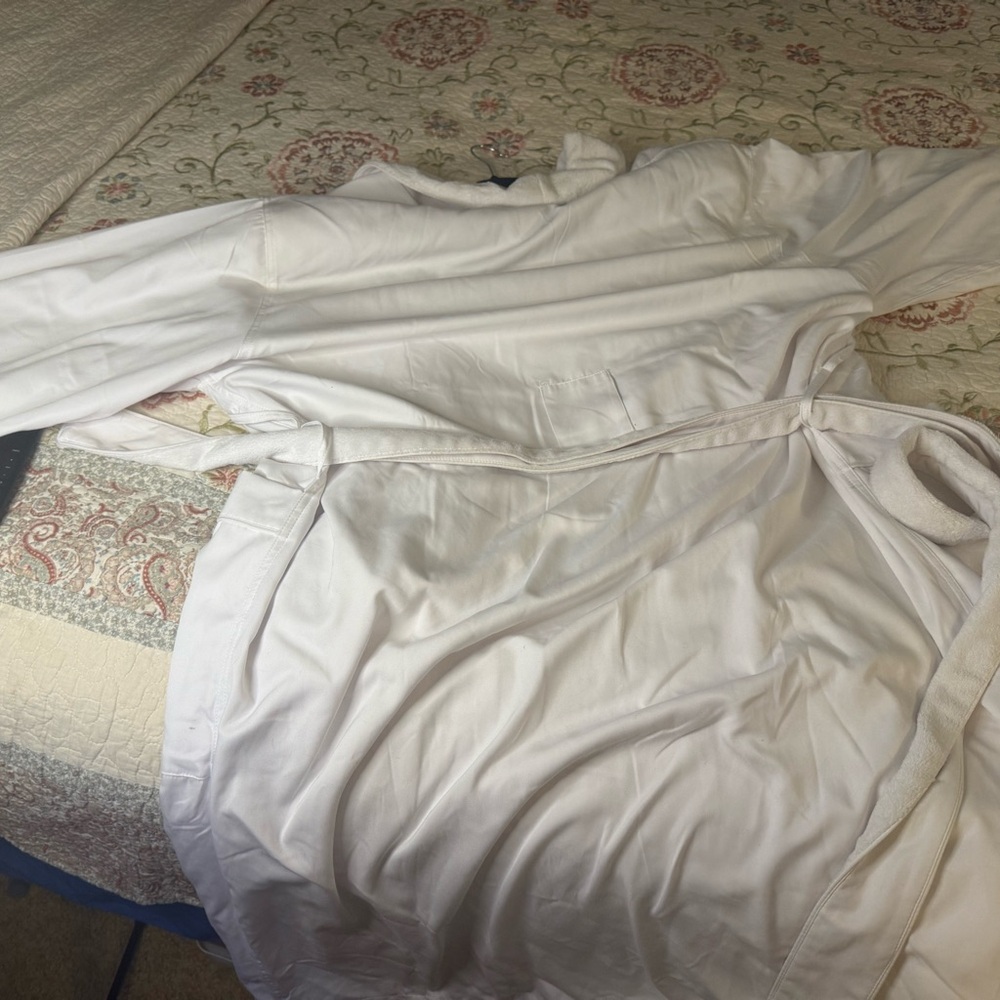 White luxury Nemacolin robe XXL - Picture 12 of 15